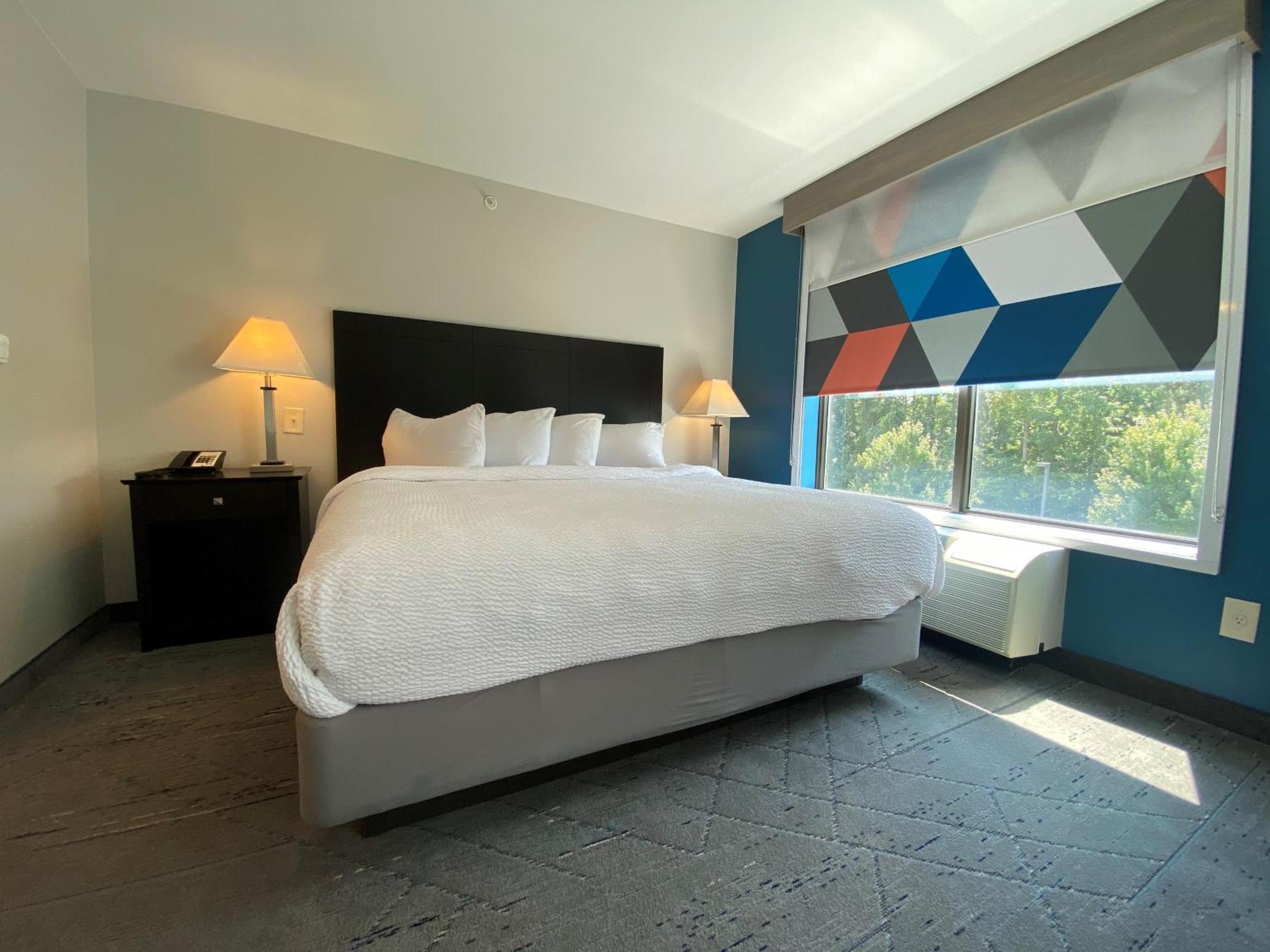 Wingate By Wyndham State Arena Raleigh/Cary Hotel Exterior foto