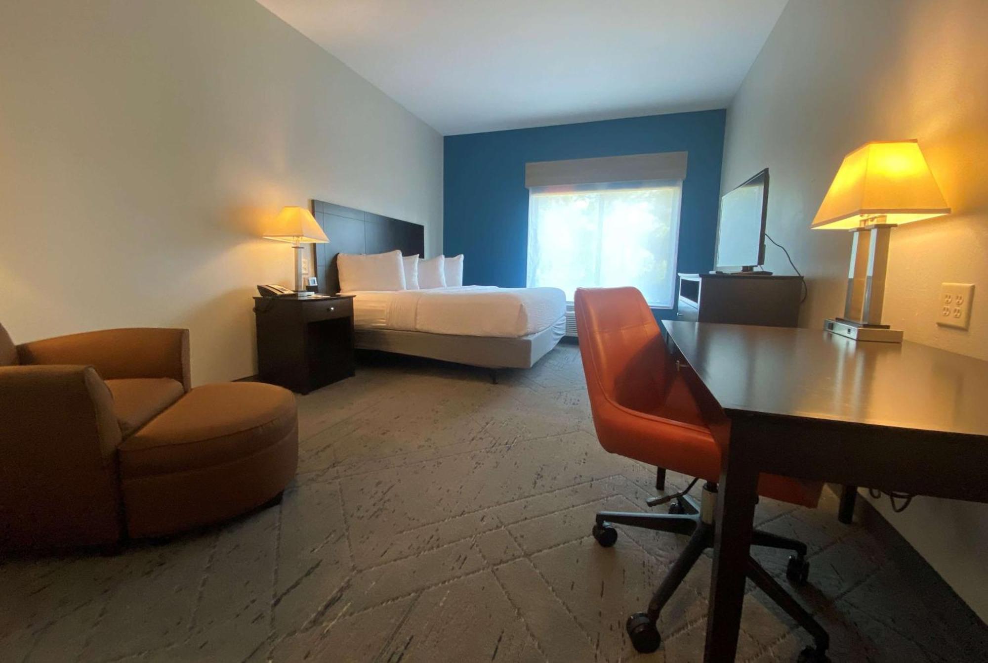 Wingate By Wyndham State Arena Raleigh/Cary Hotel Exterior foto